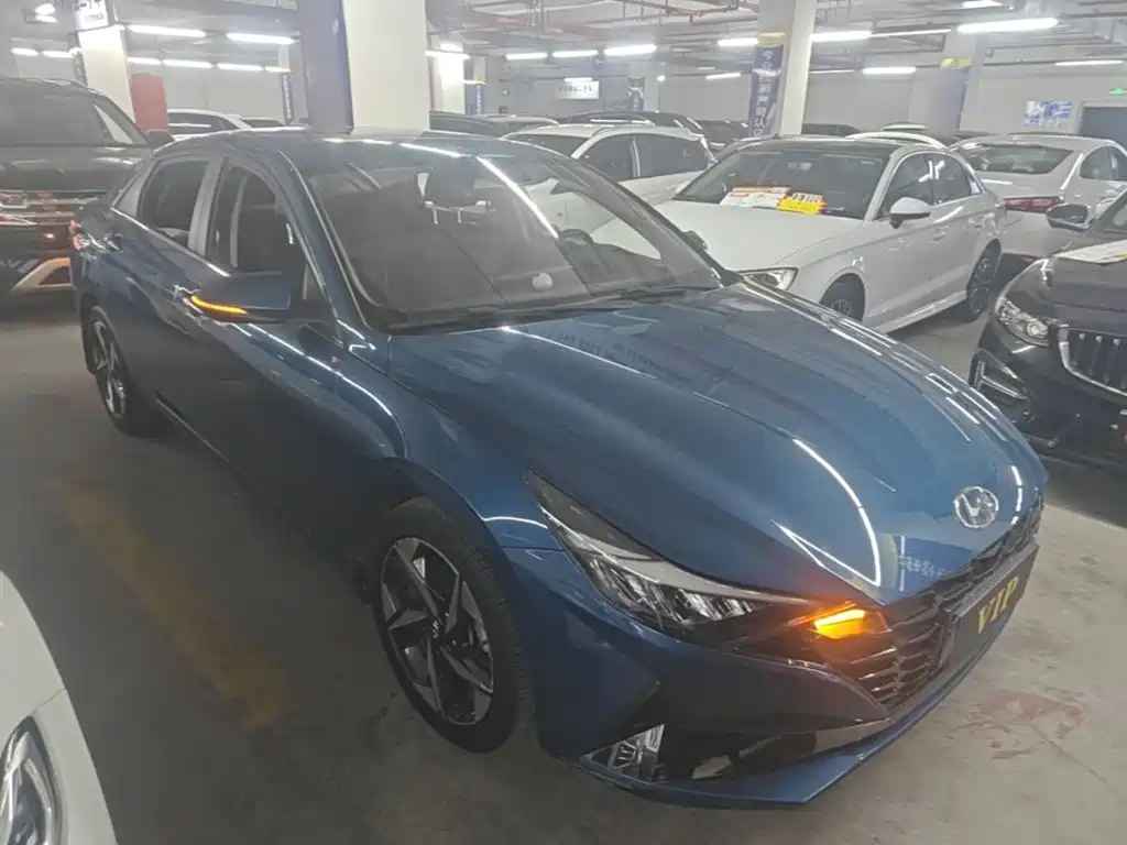 Hyundai Elantra 2021