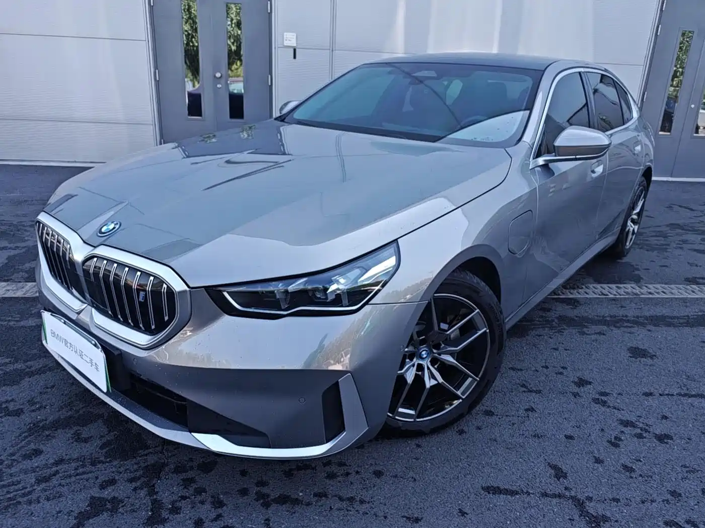 BMW i5 2026