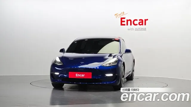 Tesla Model 3 2020
