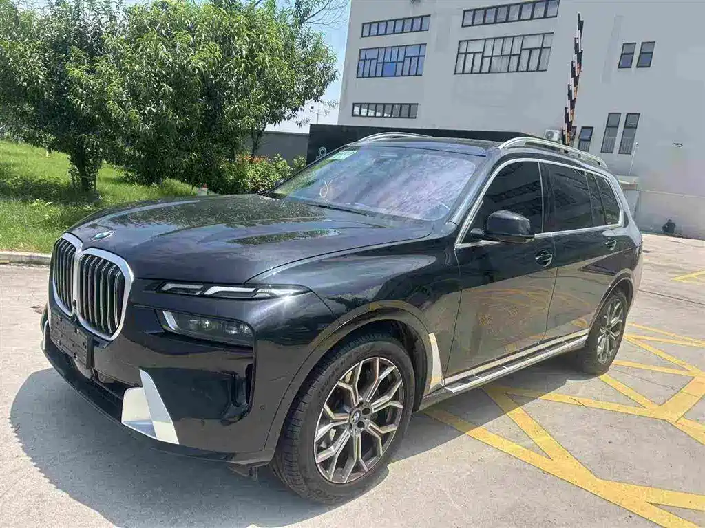 BMW X7 2024