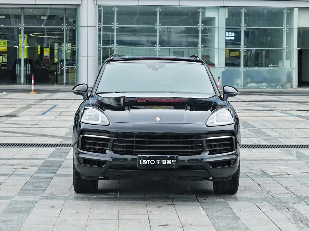 Porsche Cayenne 2022