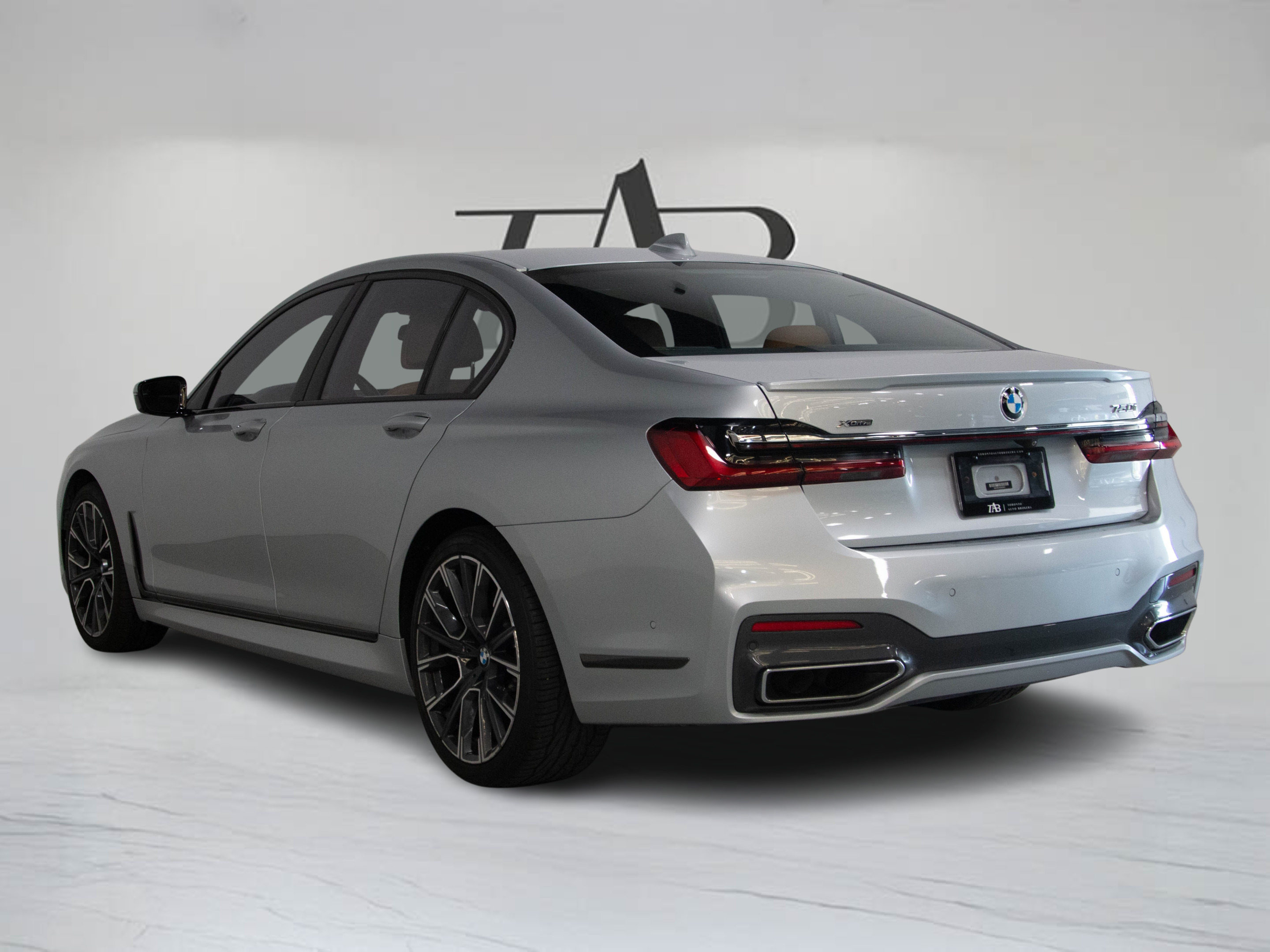 BMW 7 серии 2020