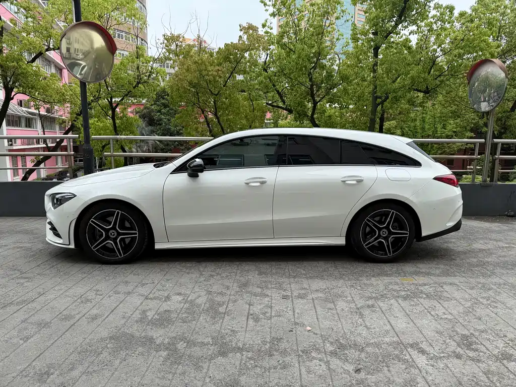 Mercedes-Benz CLA 2022