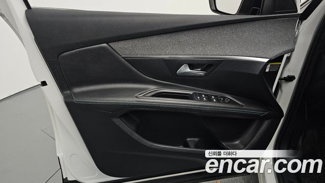Peugeot 3008 2022