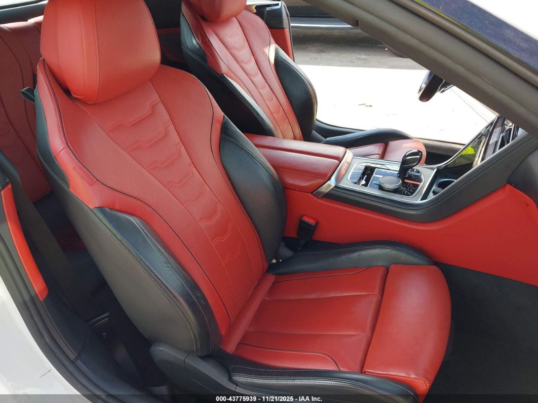 BMW M850 2021