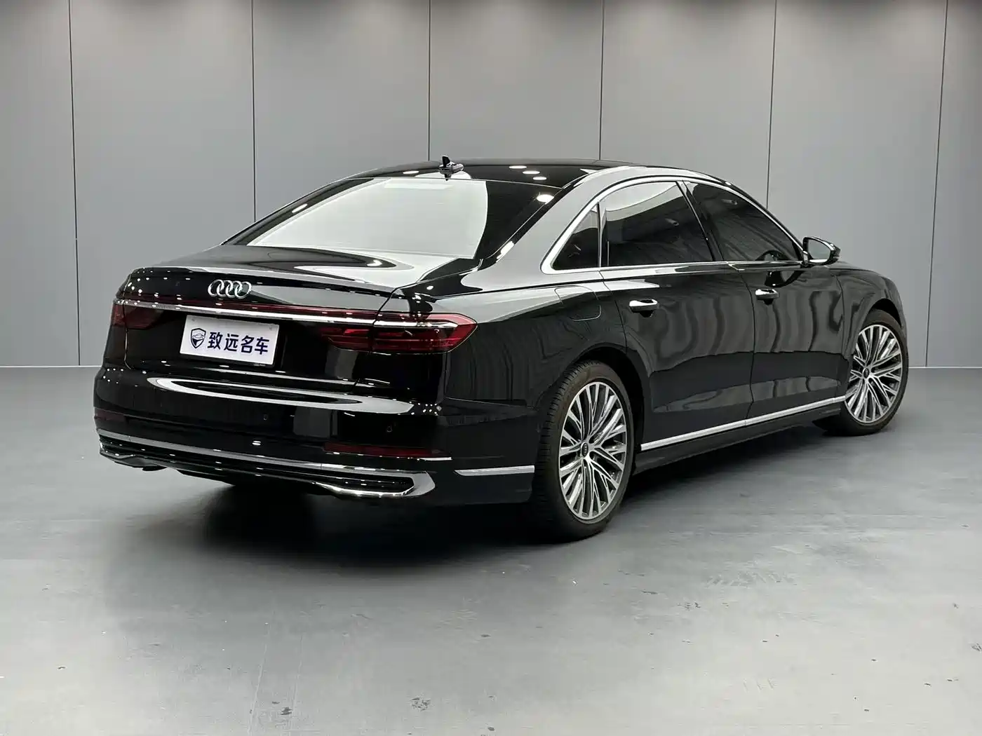 Audi A8 2024