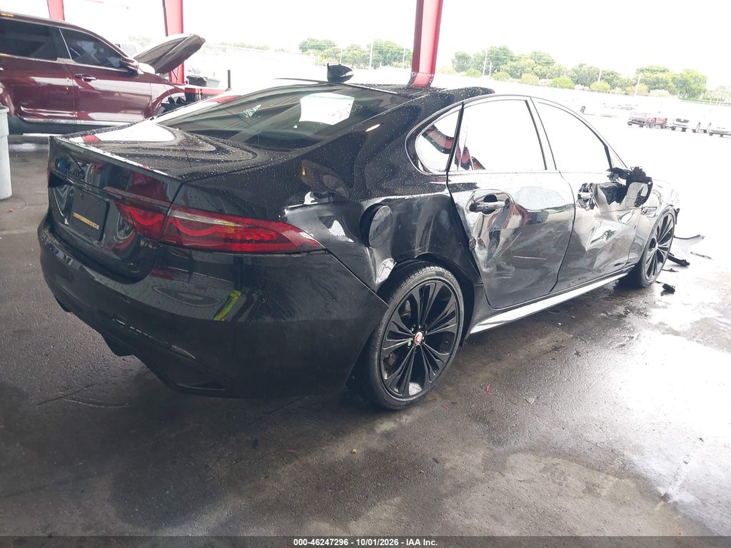 Jaguar XF 2023