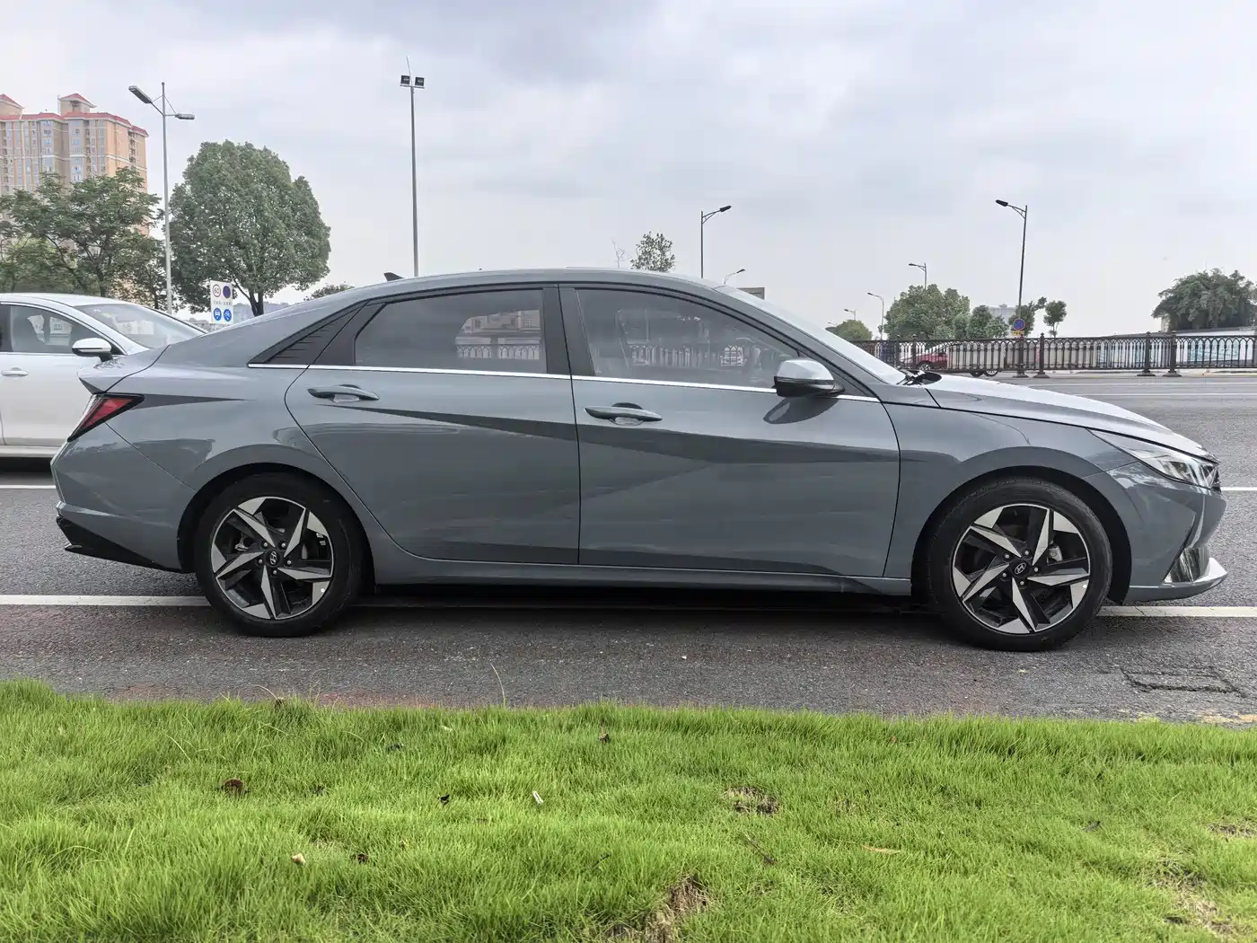 Hyundai Elantra 2021