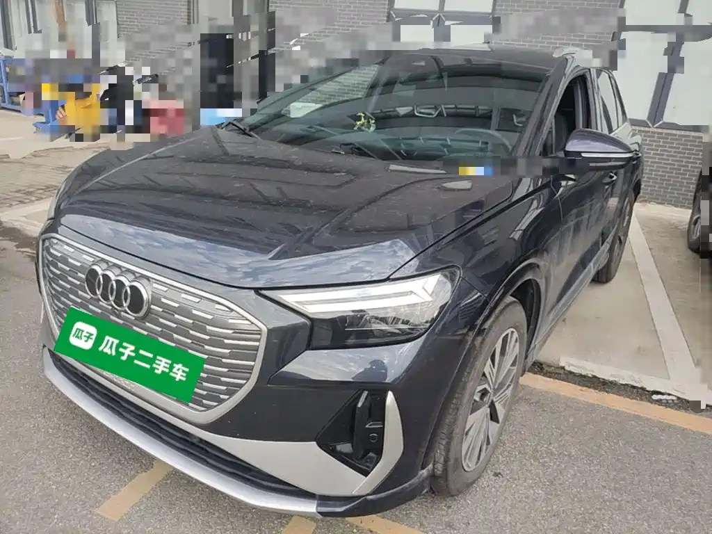 Audi Q4 e-tron 2023