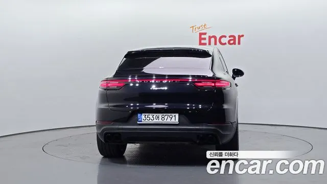 Porsche Cayenne 2021