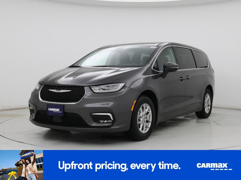 Chrysler Pacifica 2023