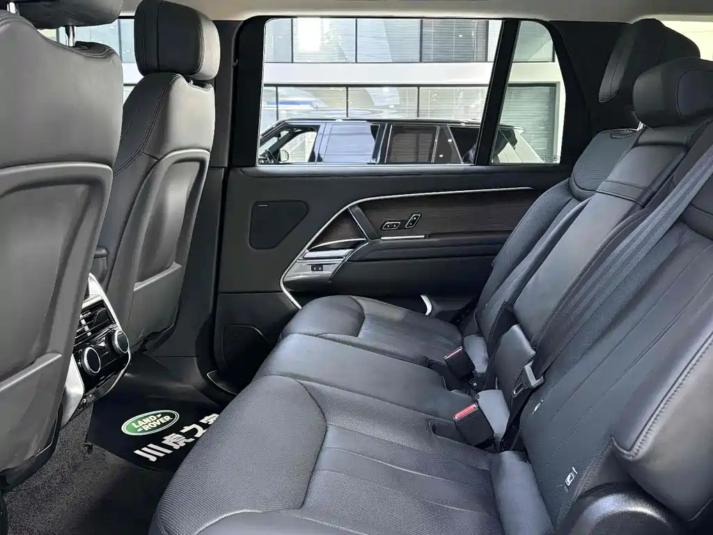 Land Rover Range Rover 2023