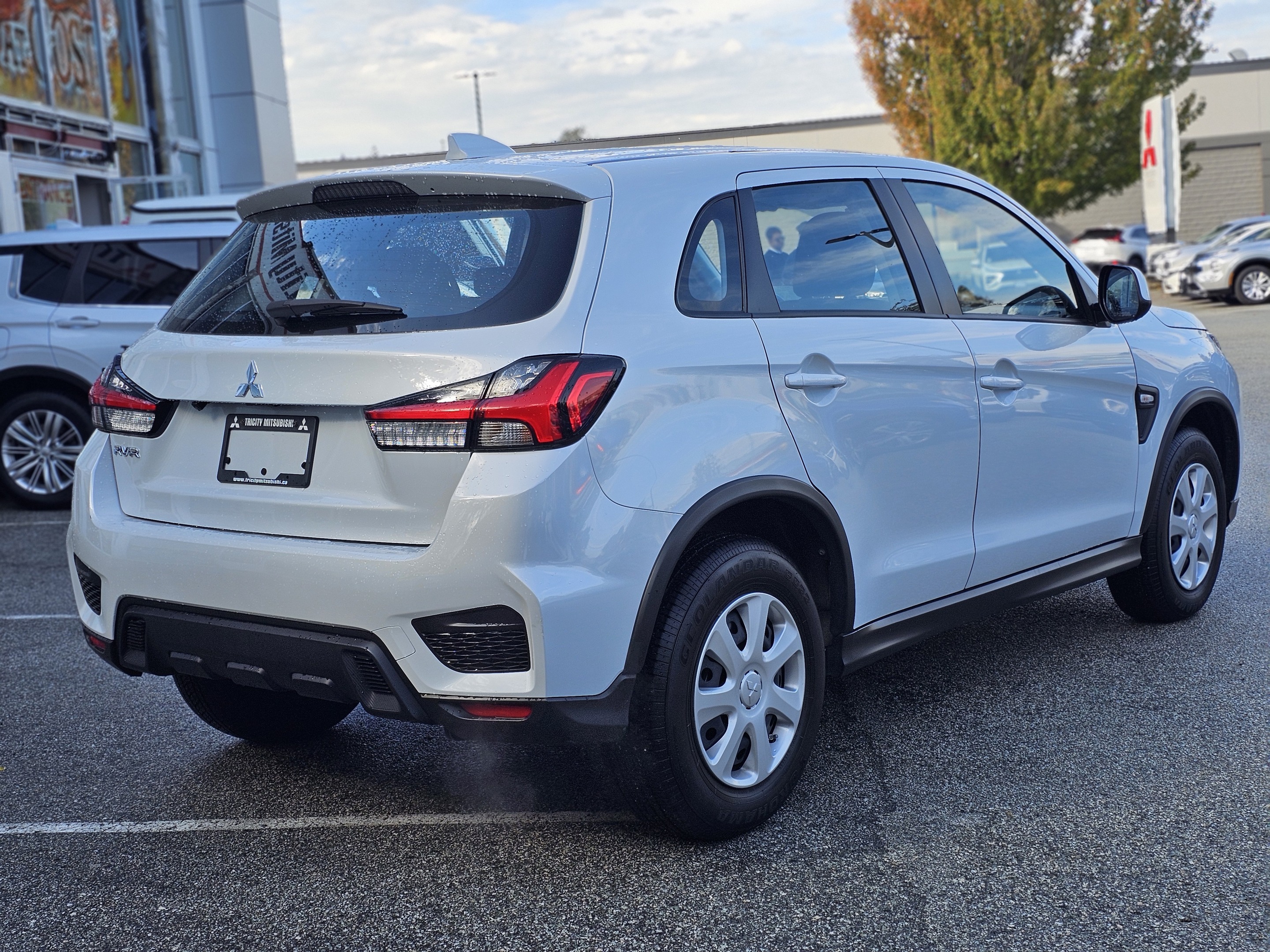 Mitsubishi RVR 2024