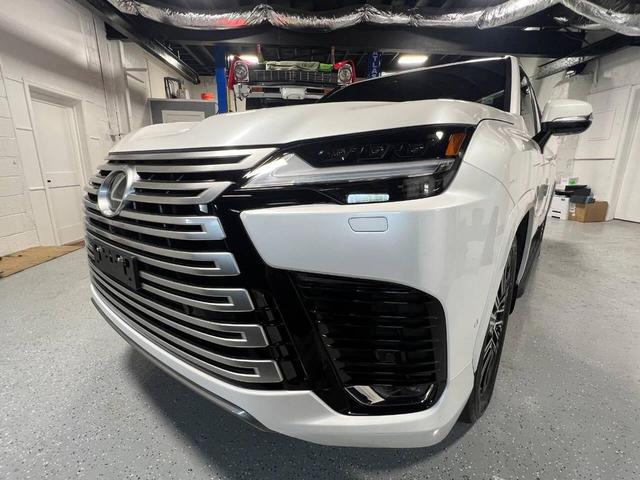 Lexus LX 2025