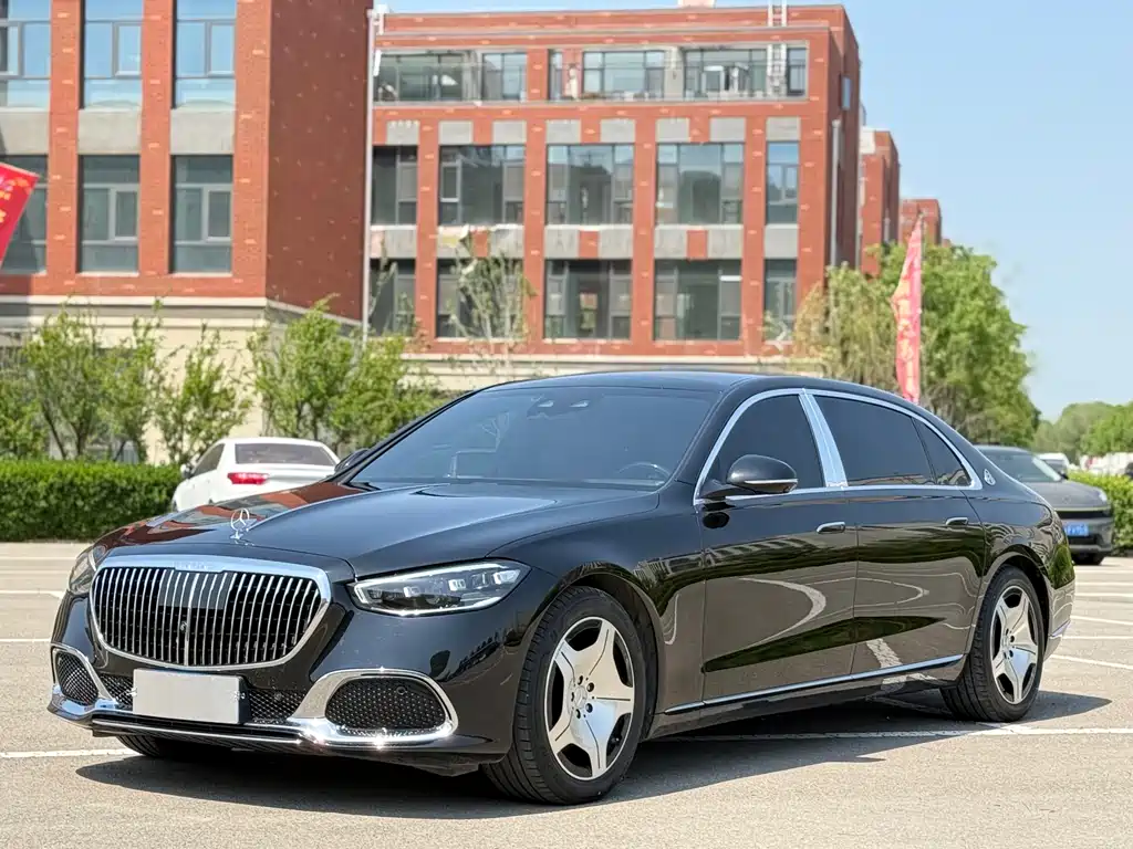 Mercedes-Benz Maybach S-Класс 2022