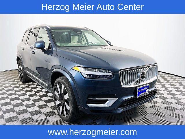 Volvo XC90 2025