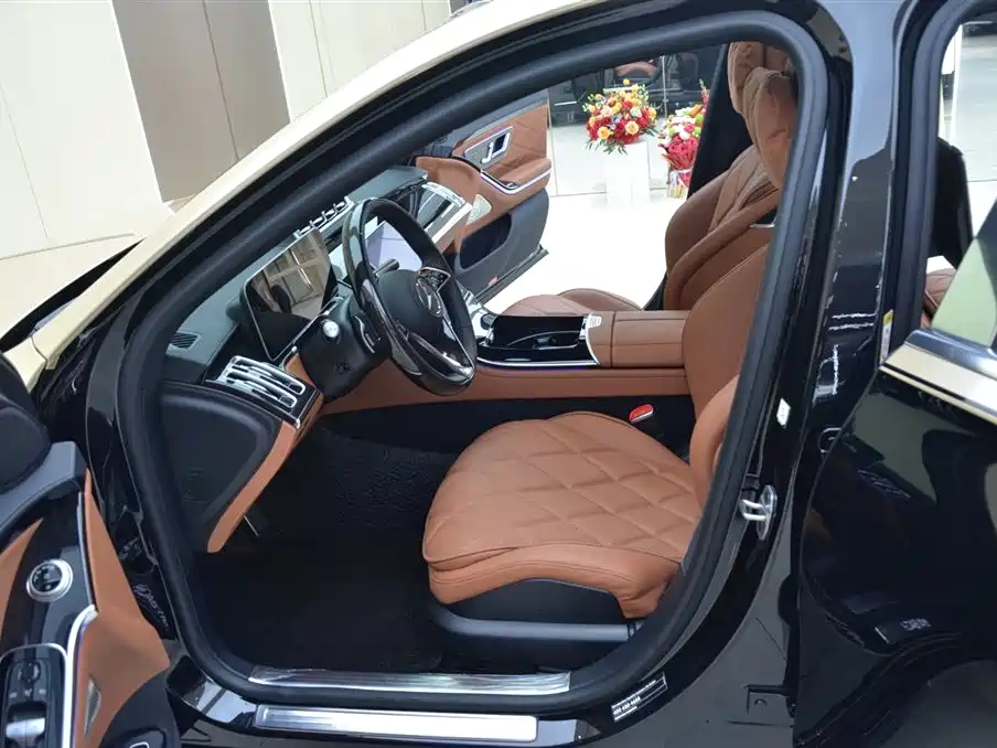 Mercedes-Benz Maybach S-Класс 2025