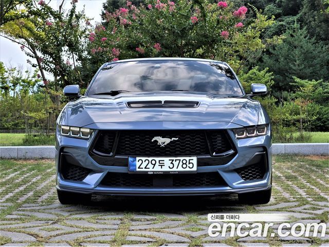 Ford Mustang 2024