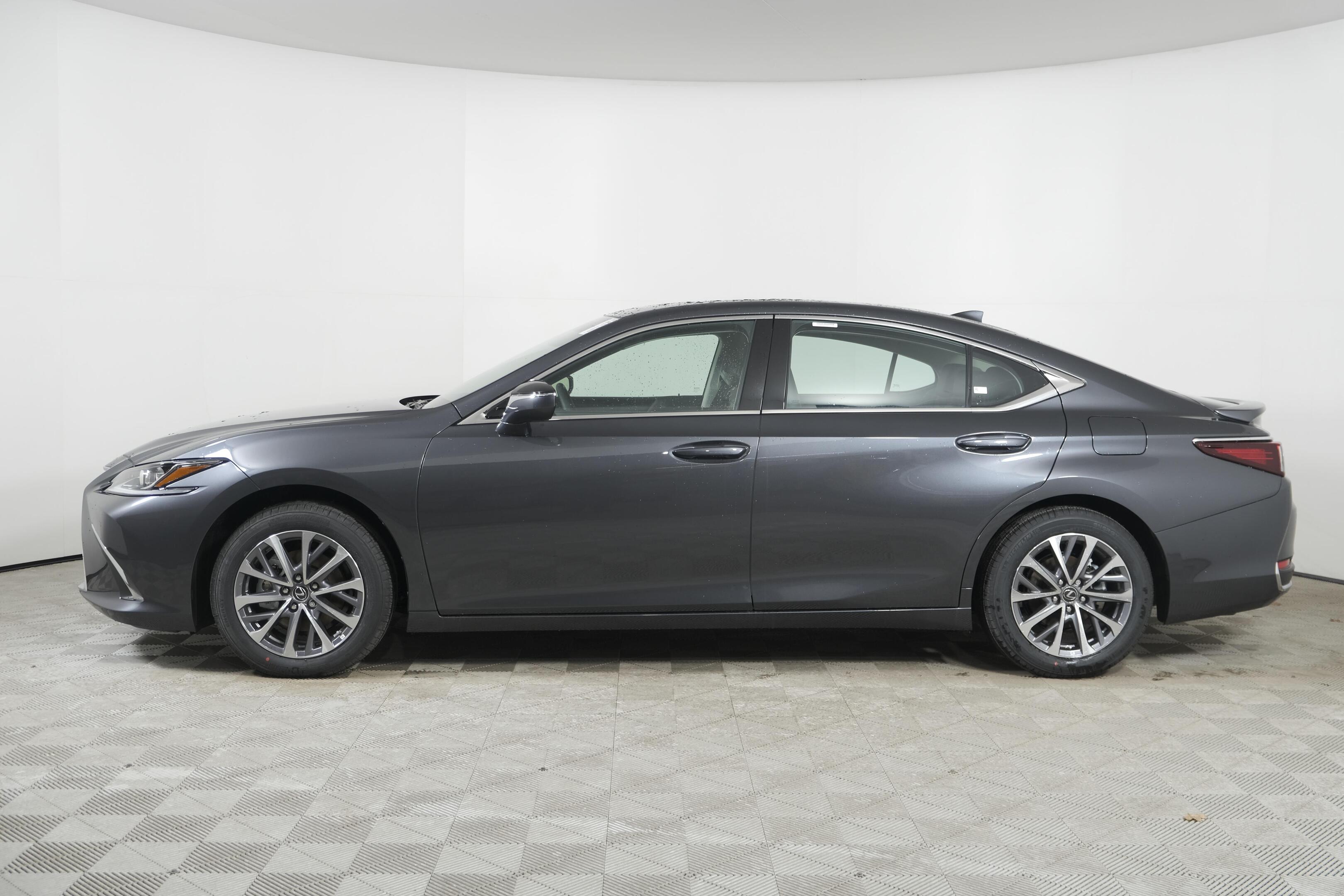 Lexus ES 2025