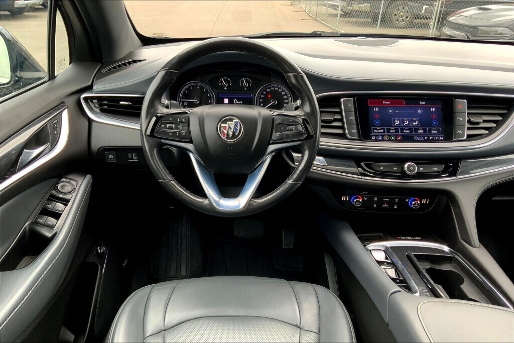 Buick Enclave 2023