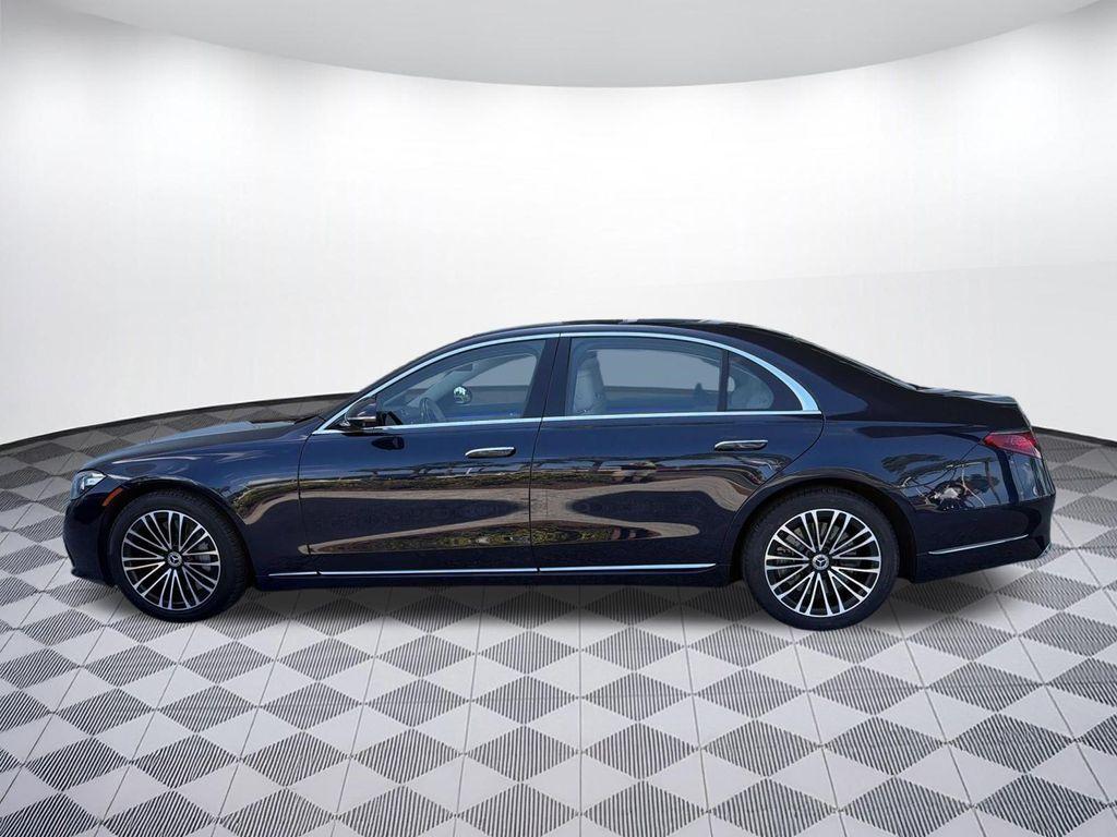 Mercedes-Benz S-Класс 2023
