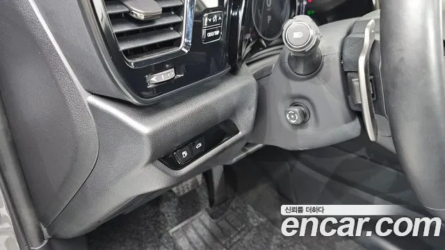 Lexus NX 2025