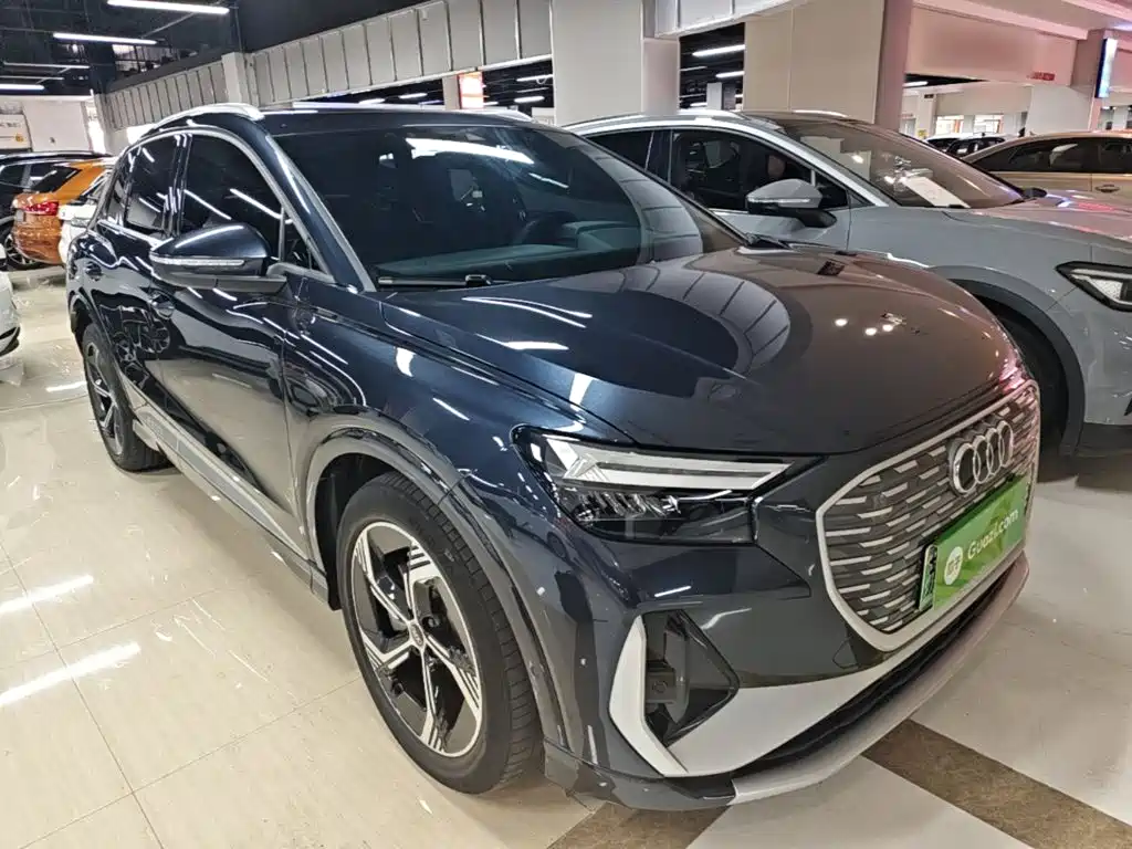 Audi Q4 e-tron 2023