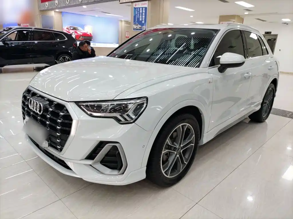 Audi Q3 2021
