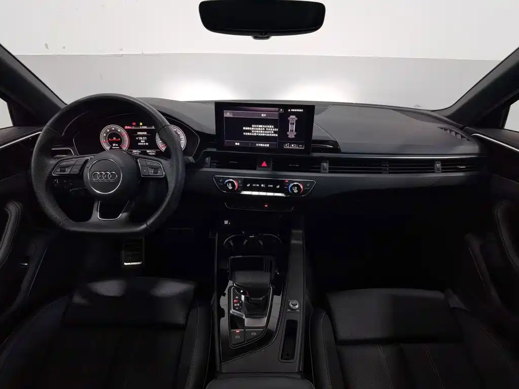 Audi A4 2024