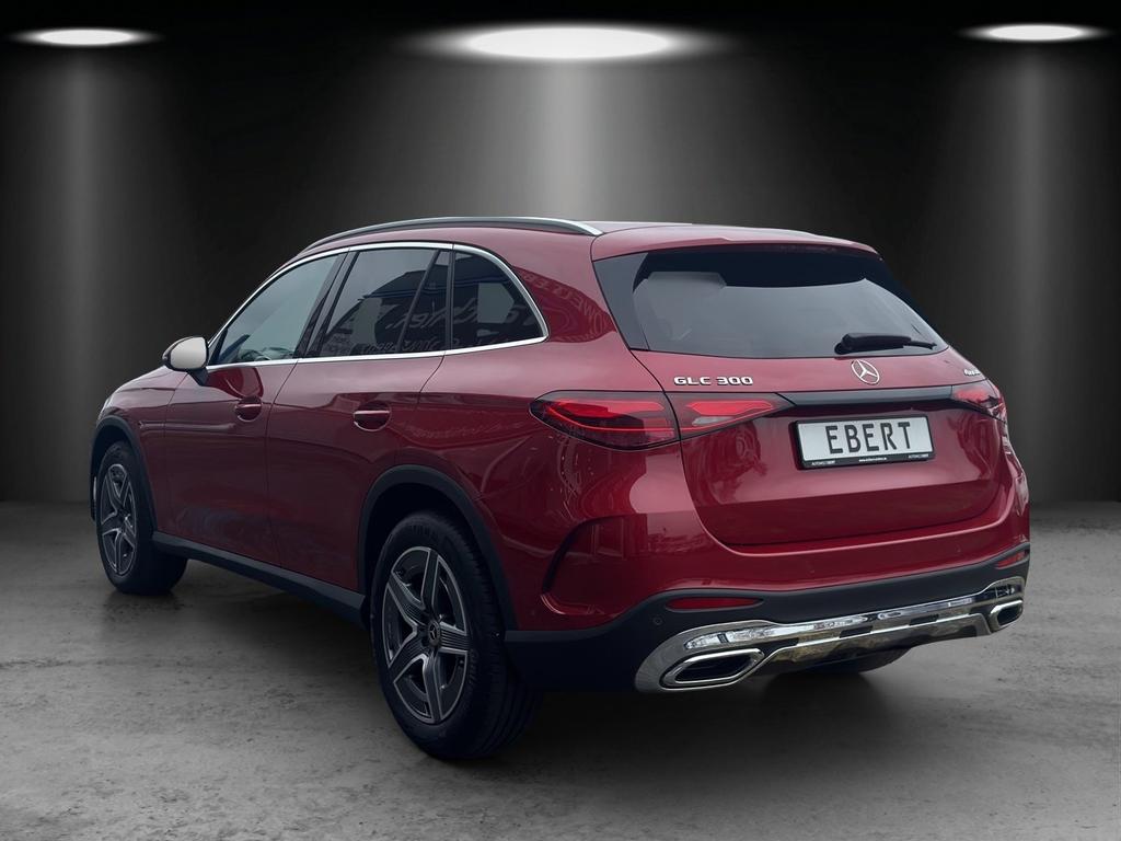 Mercedes-Benz GLC 300 2023