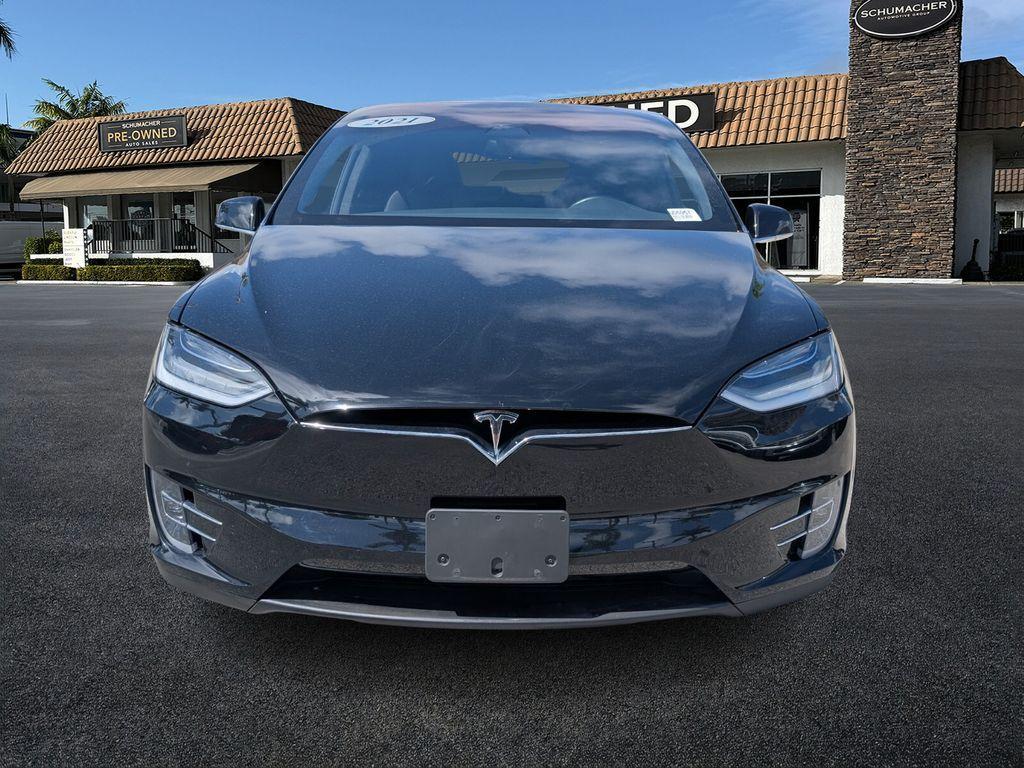 Tesla Model X 2021