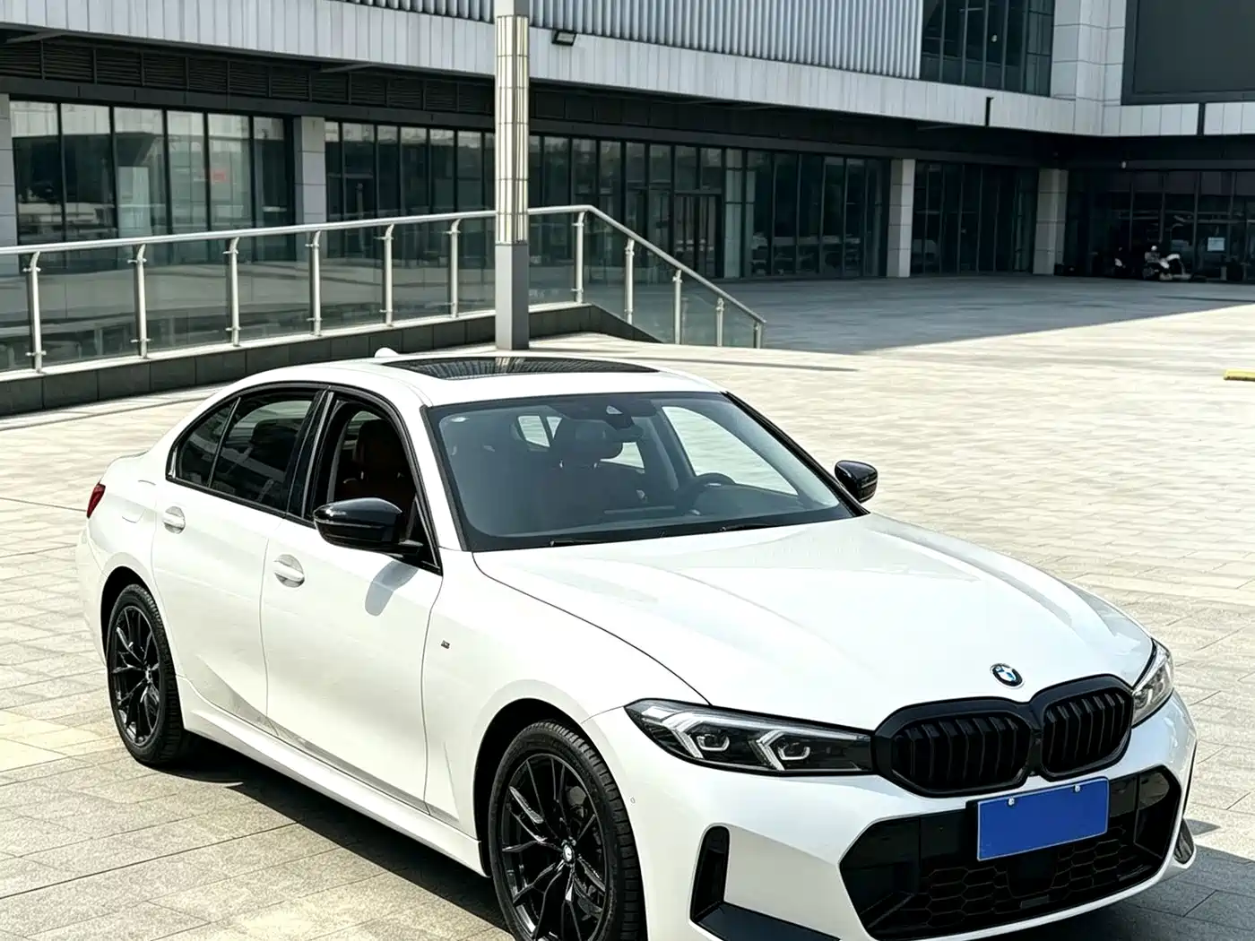 BMW 3 серии 2025