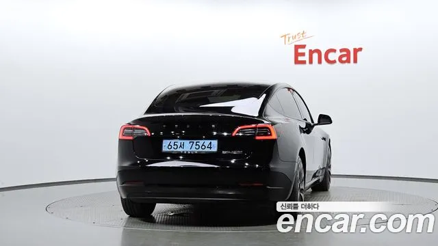 Tesla Model 3 2021