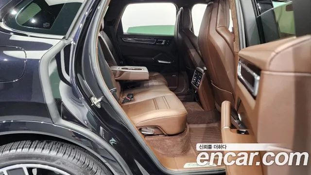 Porsche Cayenne 2020