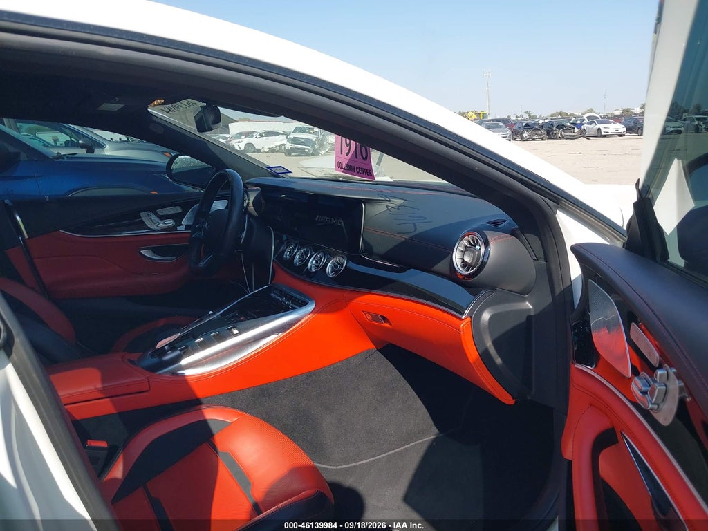 Mercedes-Benz AMG GT 2022