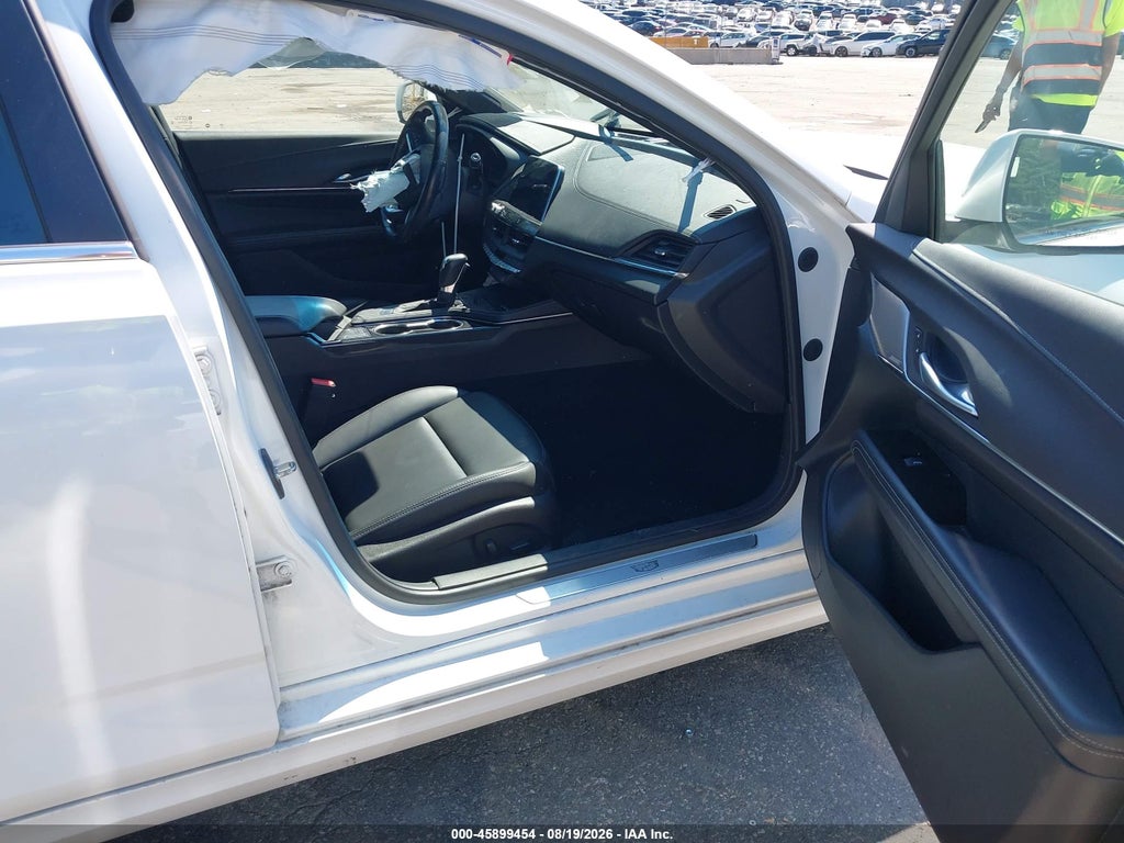 Cadillac CT4 2021