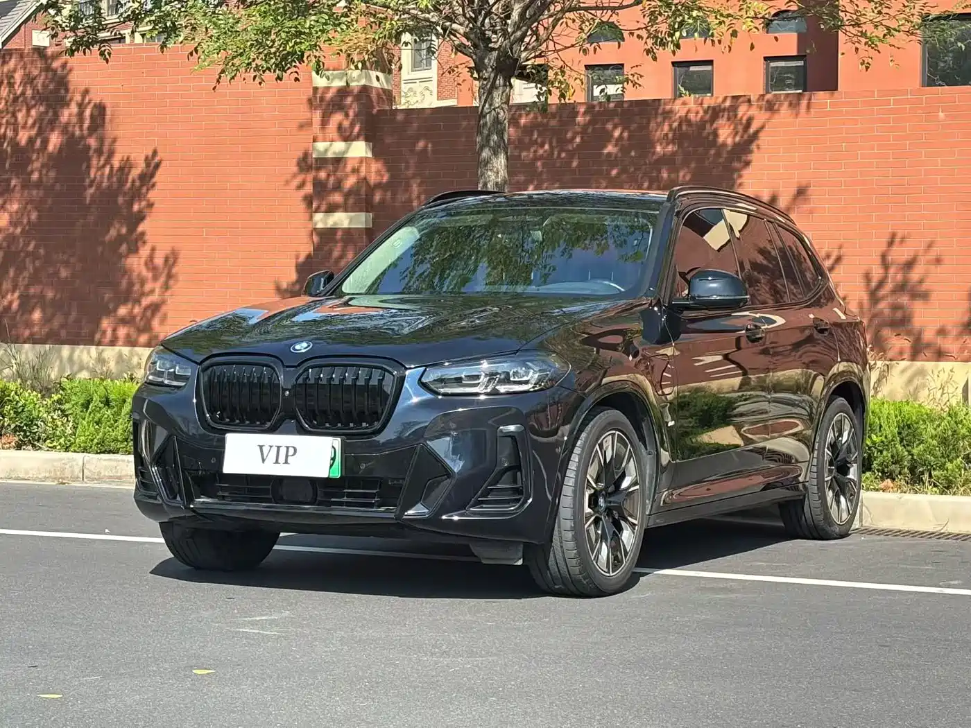 BMW iX3 2024