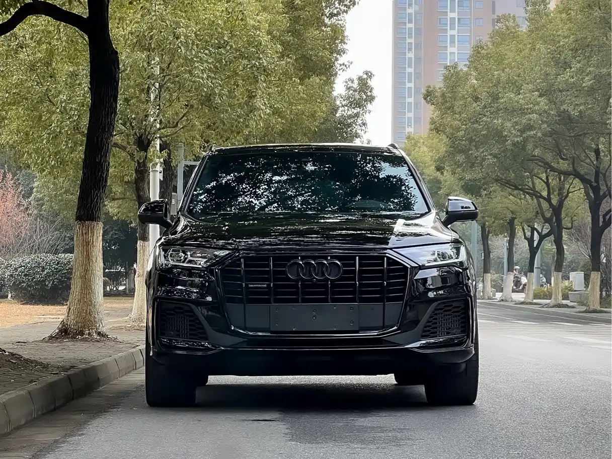 Audi Q7 2023