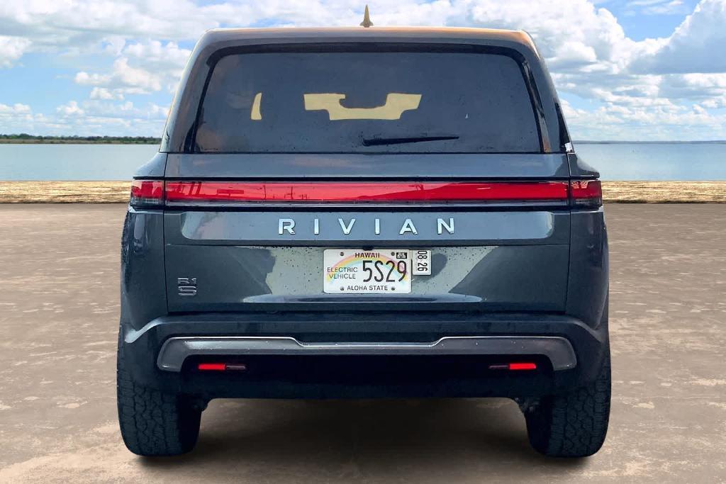 Rivian R1S 2025