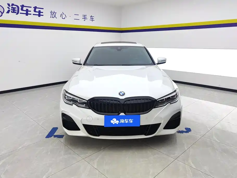 BMW 3 серии 2021