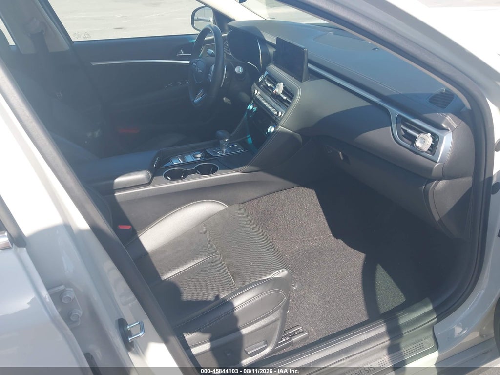 Genesis G70 2024