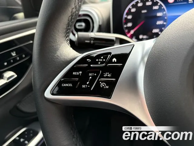 Mercedes-Benz C-Класс 2023