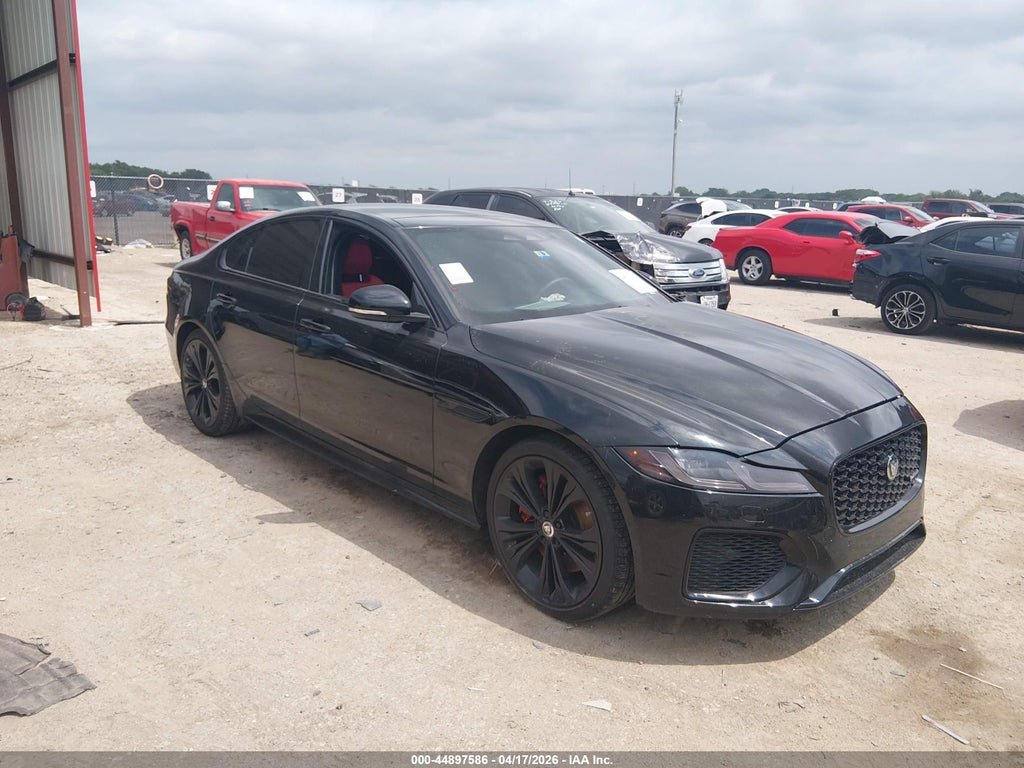 Jaguar XF 2024