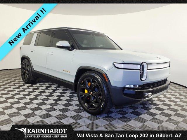 Rivian R1S 2024
