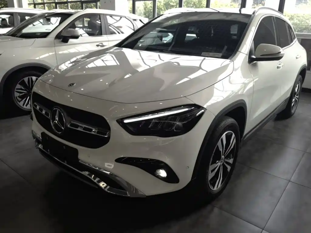 Mercedes-Benz GLA 2025