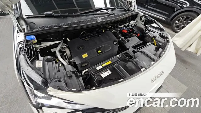 Peugeot 5008 2021