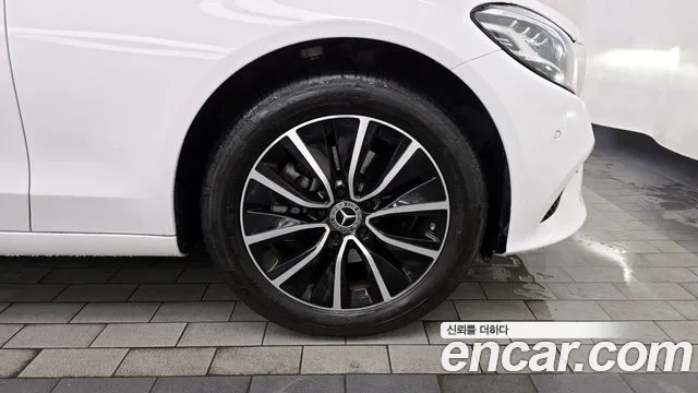 Mercedes-Benz C-Класс 2020