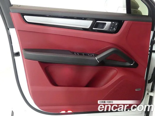 Porsche Cayenne 2023