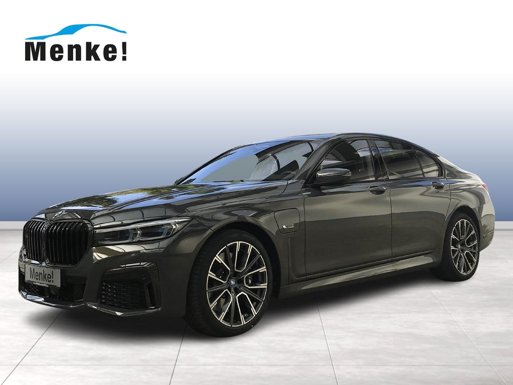 BMW 745 2021