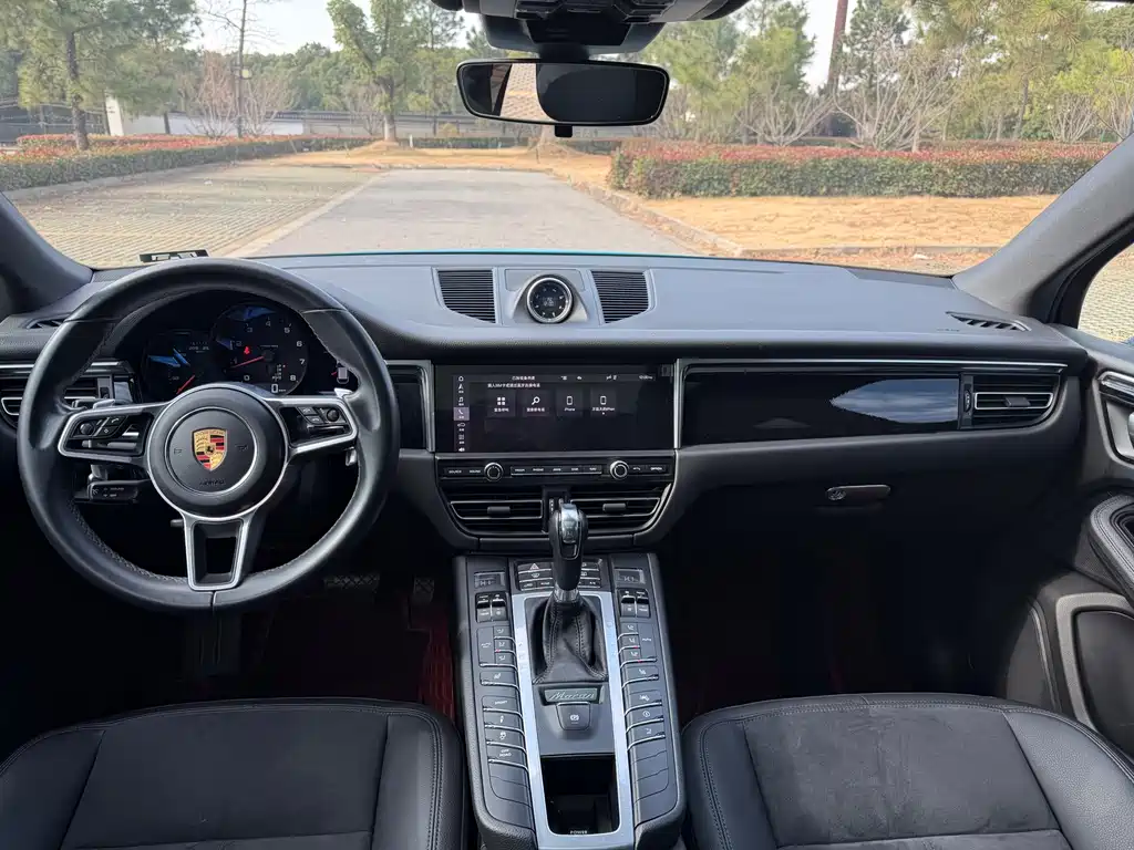 Porsche Macan 2020